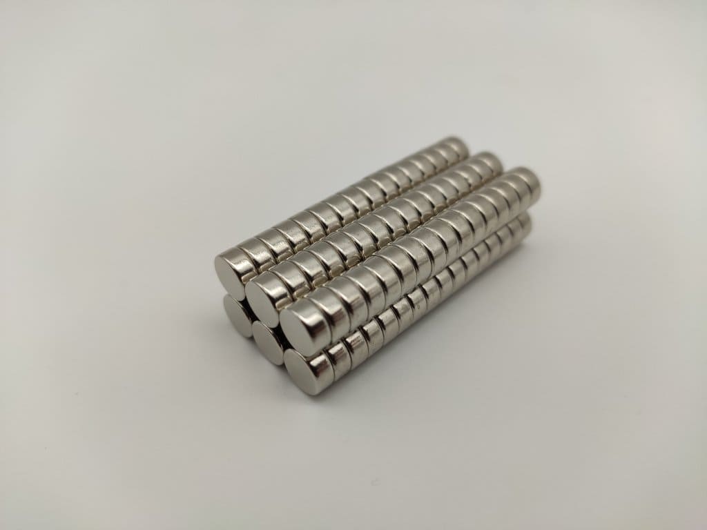 20 x 1 mm Neodym Magnet N35 Magnetscheiben Stabmagnet Zylindermagnet Starke Rund