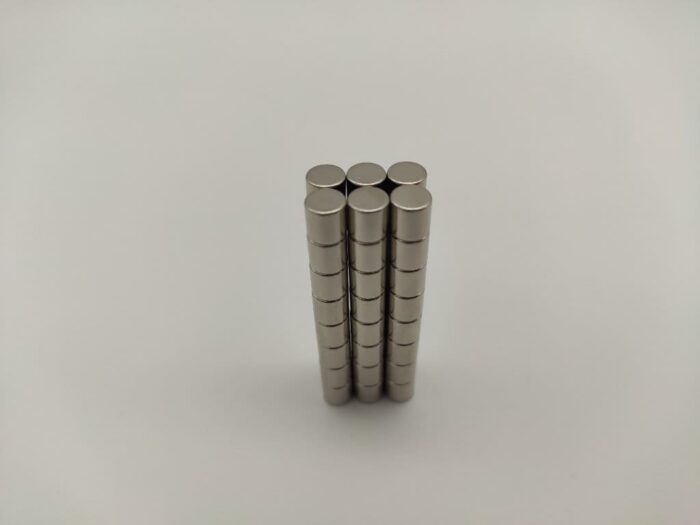 Neodym 6x6mm Stabmagnete in N35-Qualität - Supermagnete mit NiCuNi-Beschichtung