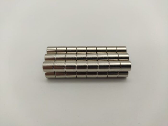 Neodym 6x6mm Stabmagnete in N35-Qualität - Supermagnete mit NiCuNi-Beschichtung