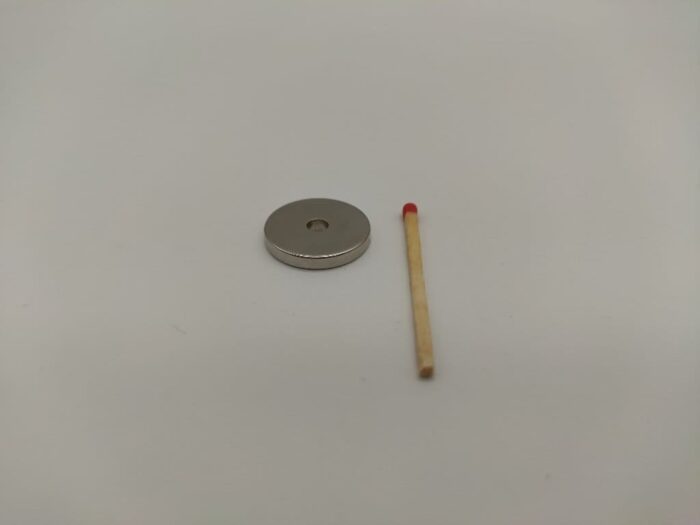 Neodym Ringmagnete 20x4x3 mm N35 mit Bohrung - Runde Supermagnete mit Loch