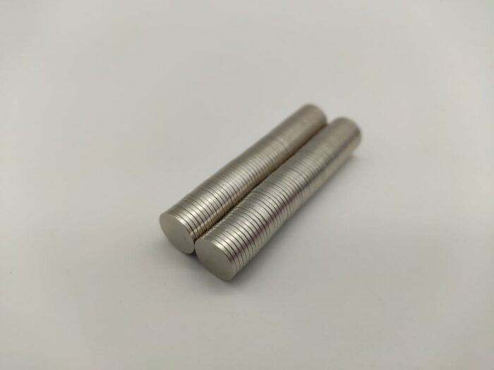 Neodym Magnet 10x1mm N35 - sehr dünner NdFeB Rundmagnet - hervorragende Magnetisierung