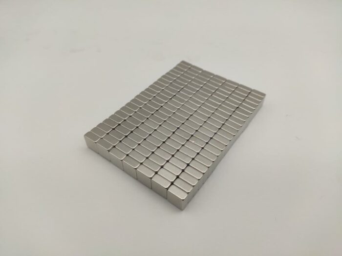 Quader Magnet 9,8x9,8x4,7mm NdFeB N35 Neodym Blockmagnet [B-WARE]